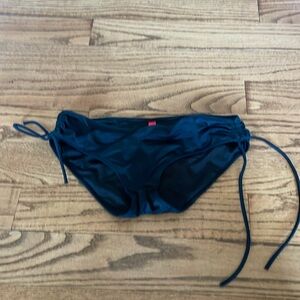 Womens Victoria’s Secret swim bottoms size small black never worn